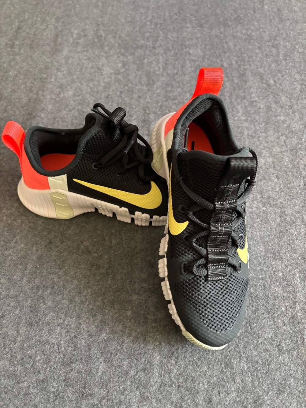 Nike Free Metcon 3 Smoke Grey Yellow Women's Training Shoes size 6